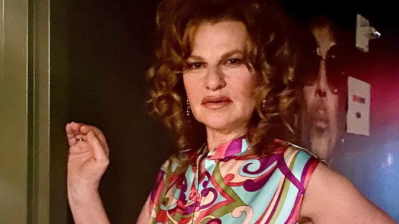 Sandra Bernhard Gay? She Identifies Herself as Bisexual!