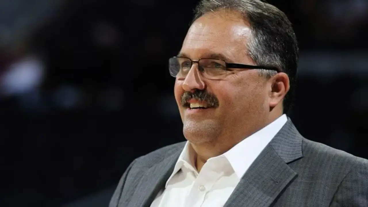 Stan Van Gundy impressed his fans with his weight loss in 2010. celebsindepth.com