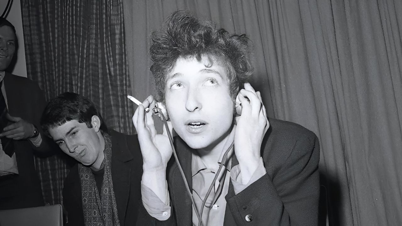 bob dylan wives and children details.