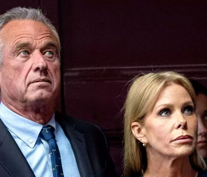 bobby kennedy jr. wife, cheryl hines.