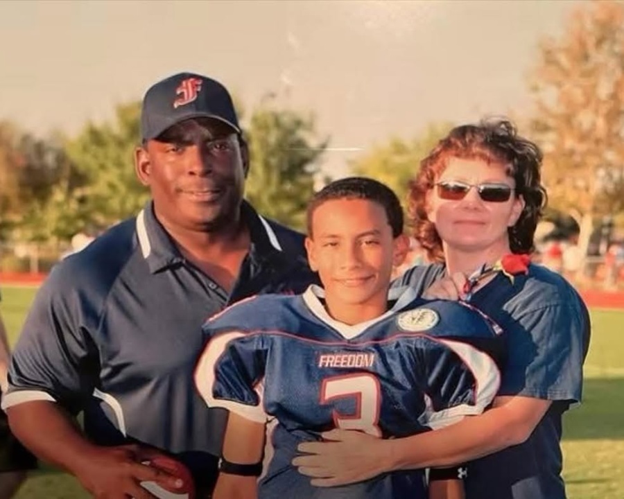 Jordan Love with his parents.